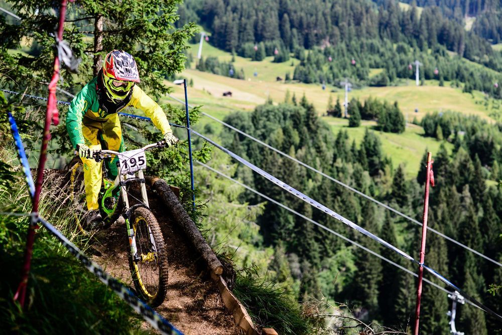 Riding is on the up-and-up for downhill juniors