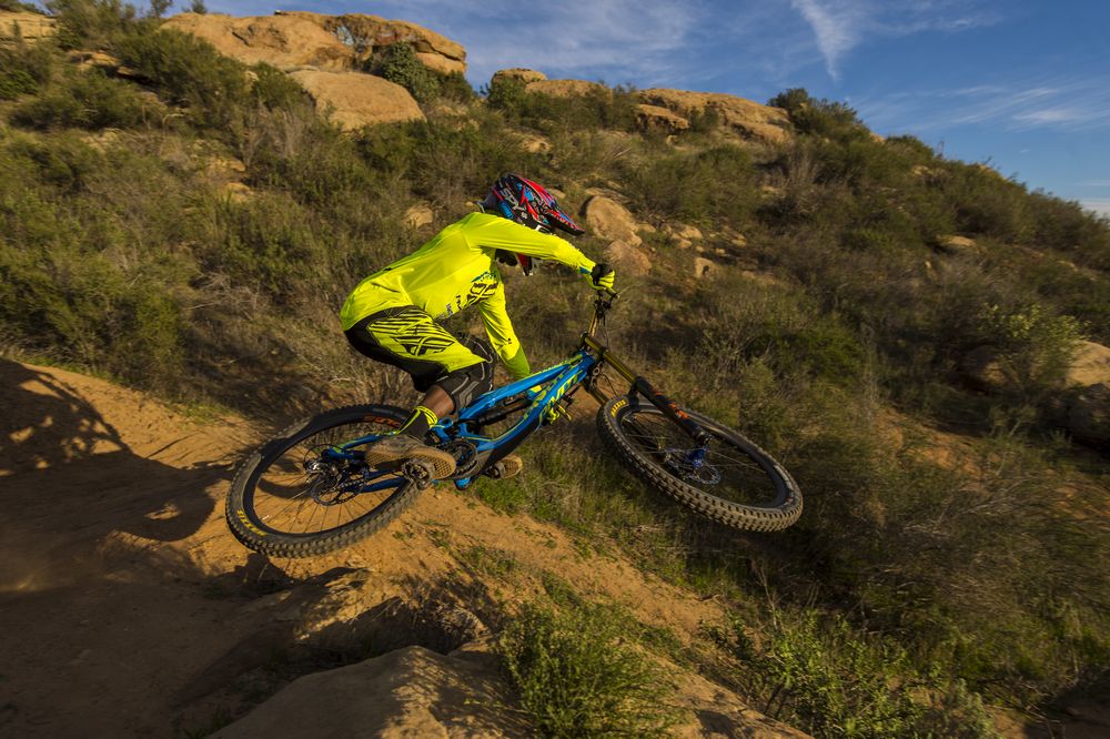 Set your racing on fire with the all new Pivot Phoenix DH Carbon