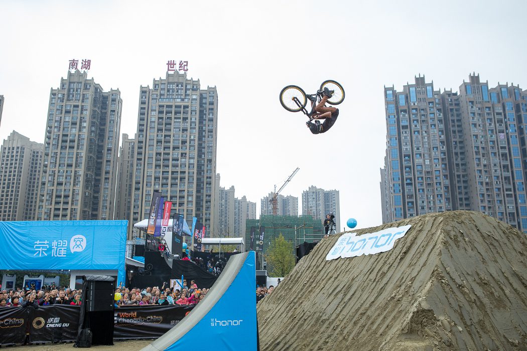 FISE Chengdu: Nicholi Rogatkin wygrywa ostatnie zawody sezonu