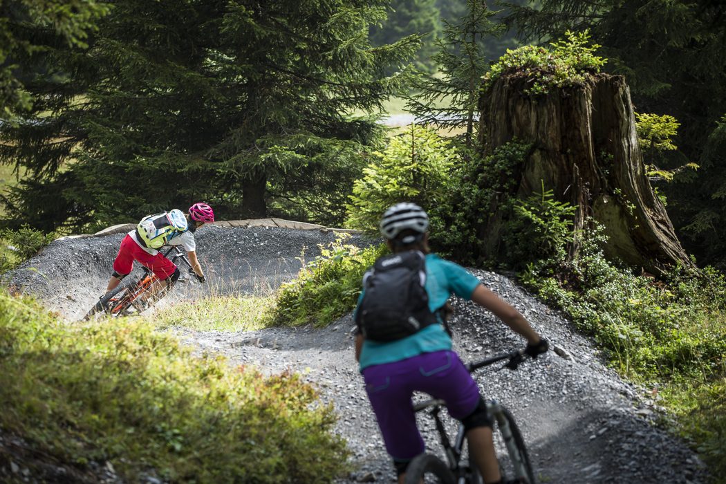 Szwajcarska Gryzonia zaprasza rowerzystów