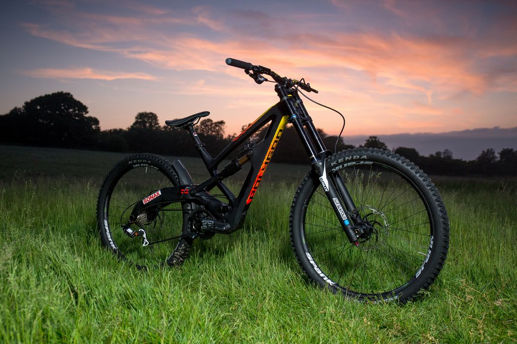 Polygon Bikes releases the new XQUARONE DH Series