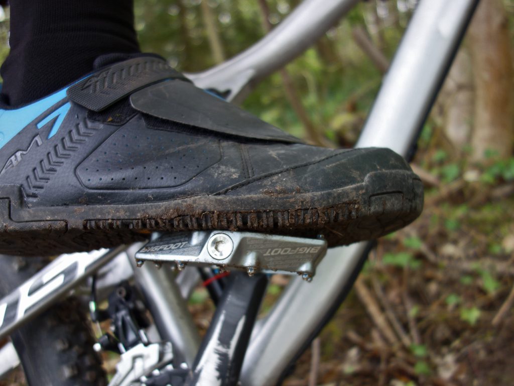 11_shimano_am_7